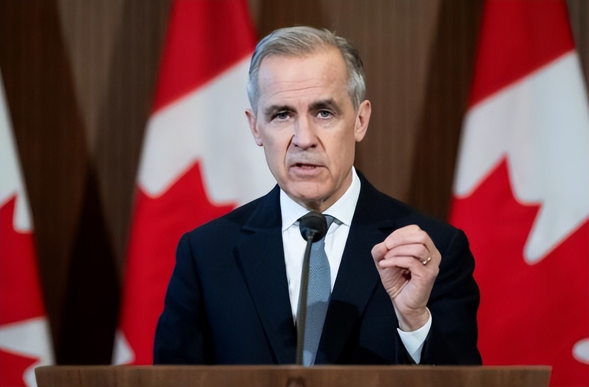 雷速竞猜-包含赛地聚焦：欧联转会期热度飙升，法兰克福完成体检，引发热议，数据趋势出现新变化的词条