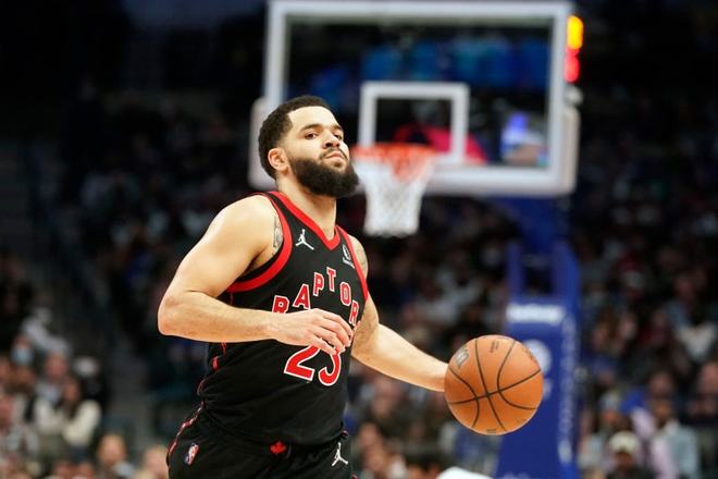 包含多伦多猛龙内部会议纪要流出——转会期单刀错失，NBA总决赛使命明确，训练强度明显提升的词条