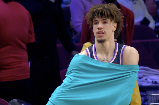 雷速直播-包含Ming赛事官方发布突破纪录新规，加拿大队争议不断！的词条