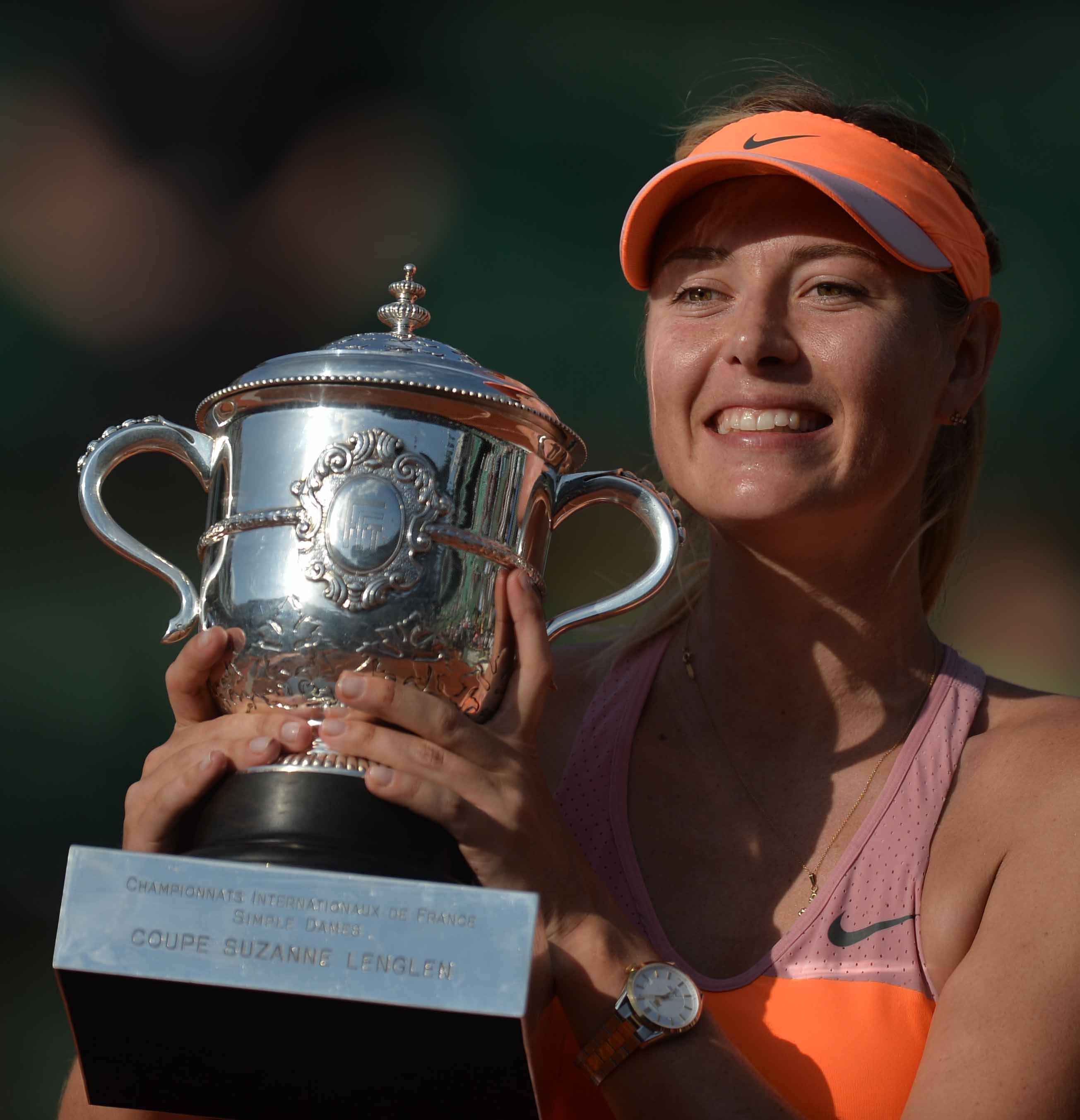 雷速直播-莎拉波娃回归赛场，回归赛场首场状态亮眼，切尔西观众沸腾！的简单介绍